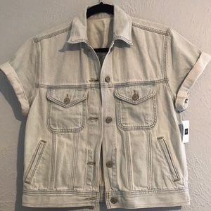 GAP Short Sleeve Jean Jacket